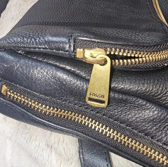 Fossil Pebbled Leather Crossbody/Shoulder Bag - Picture 7 of 9